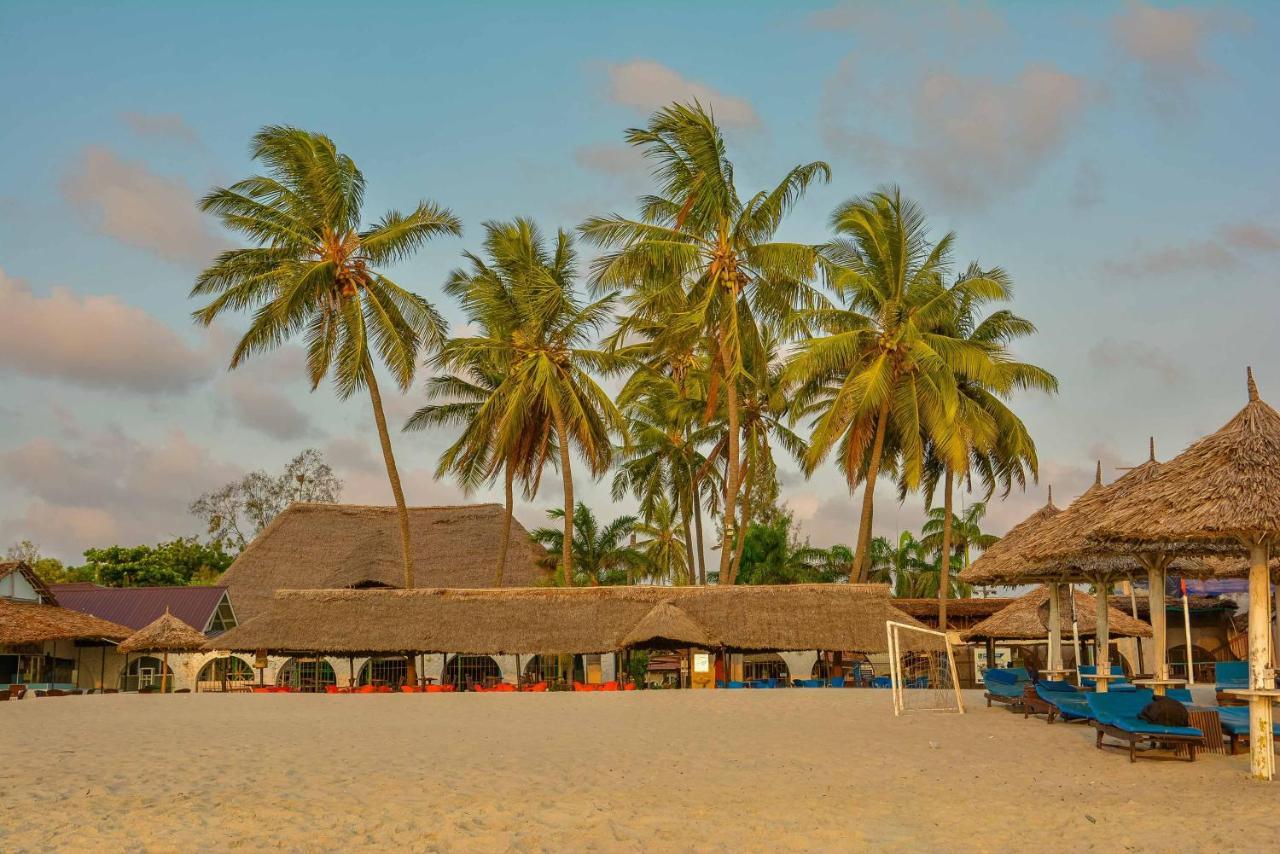 Best Western Jangwani Sea Breeze Resort Dar es Salaam Exterior foto